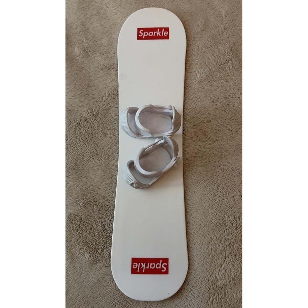 Rainbow High Sparkle Snowboard Red & White - Winter‎ Break Ruby Anderson